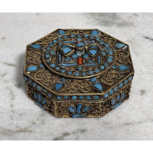 Antique Tibet Nepal Turquoise Coral Inlay Brass Filigree Hinged Trinket Box - Picture 1 of 11